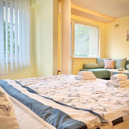 Sunny Central Apartment With Tv & Wi-Fi Stara Zagora Exterior foto